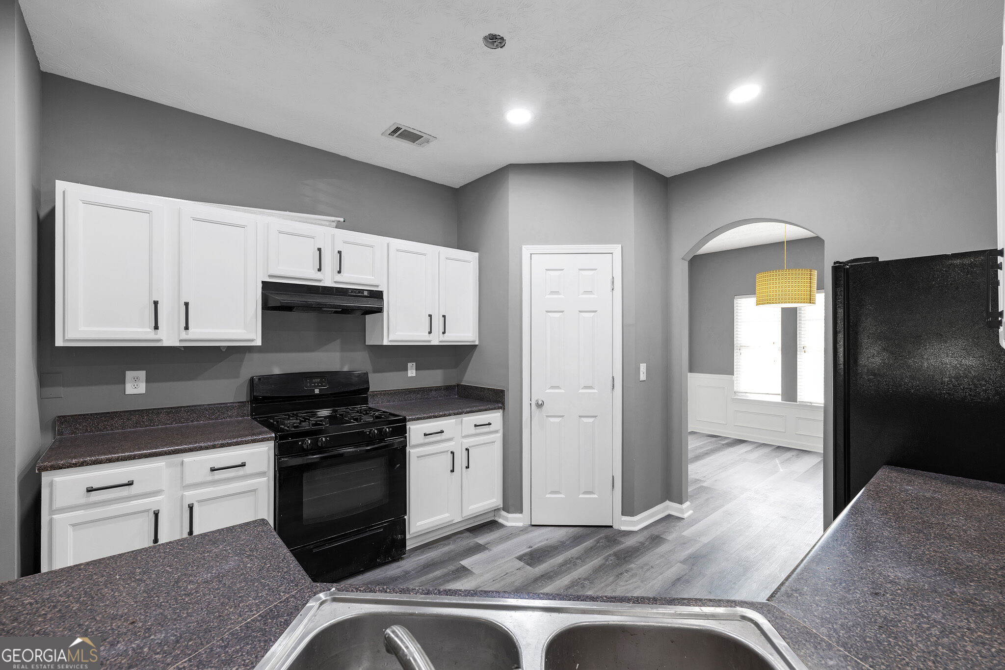 6156 Shoals Loop Property Photo 8