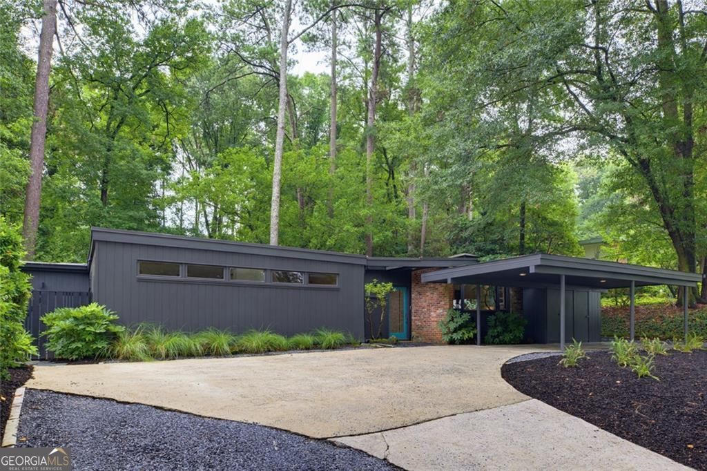 751 Briar Park Court Ne Property Photo 1