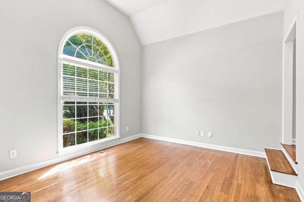 3179 Vickery Drive Ne Property Photo 9