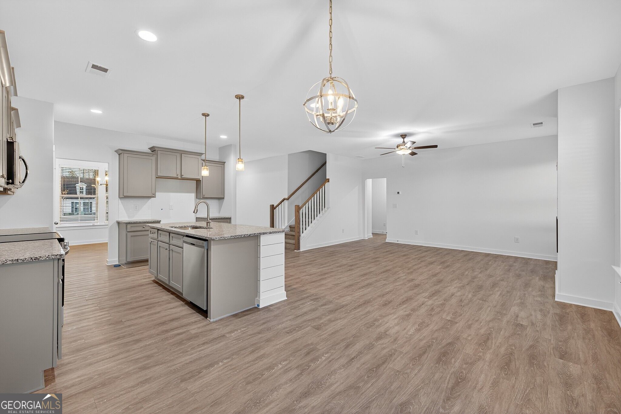 196 Cochin Drive Property Photo 15