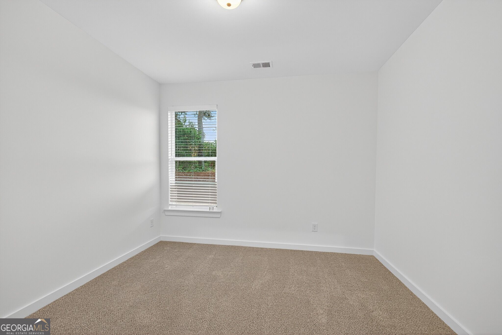 196 Cochin Drive Property Photo 17
