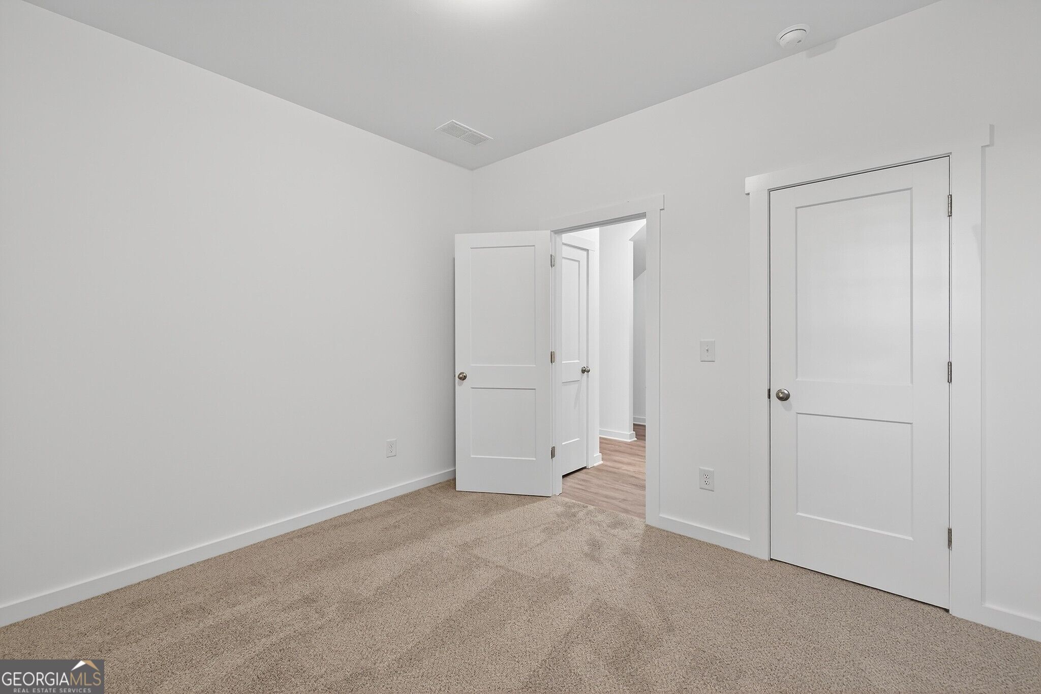 196 Cochin Drive Property Photo 18