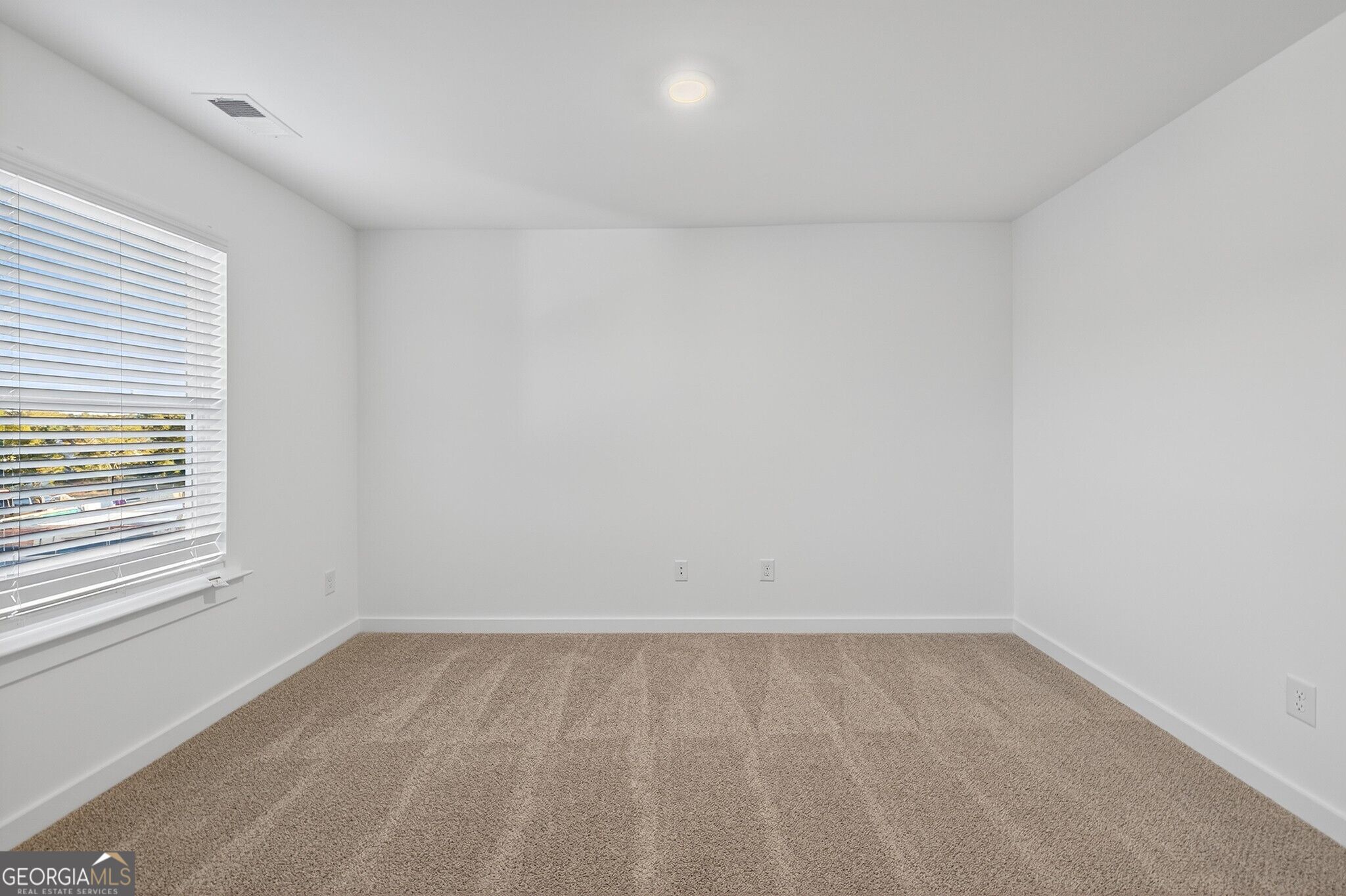 196 Cochin Drive Property Photo 26