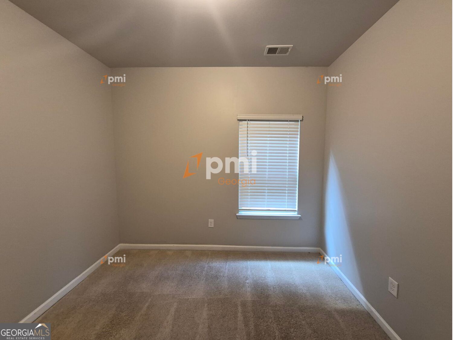 5051 Pioneer Parkway Property Photo 12