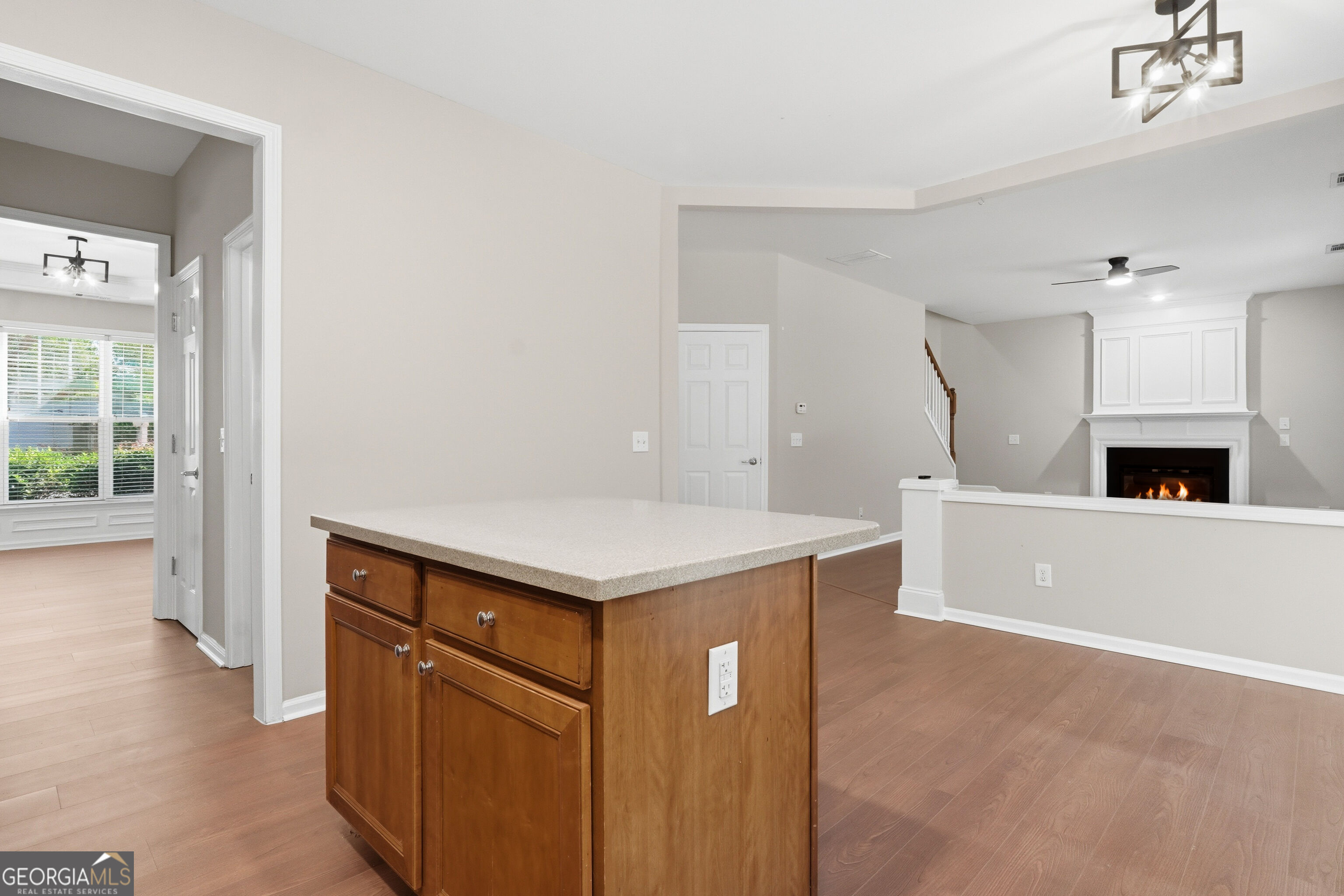 710 Berkeley Terrace Property Photo 11