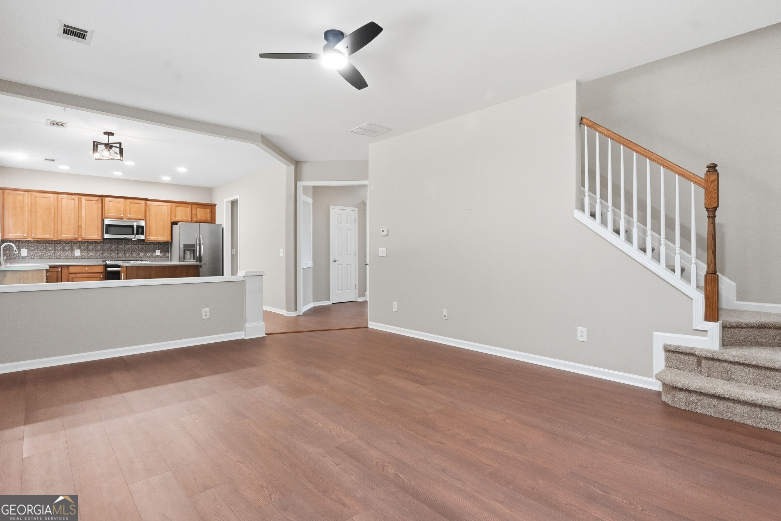 710 Berkeley Terrace Property Photo 15
