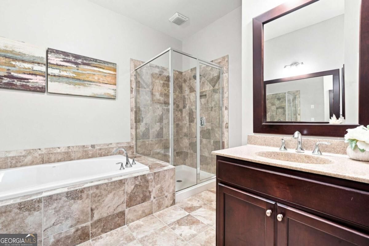 7603 Lowery Oak Drive Property Photo 20