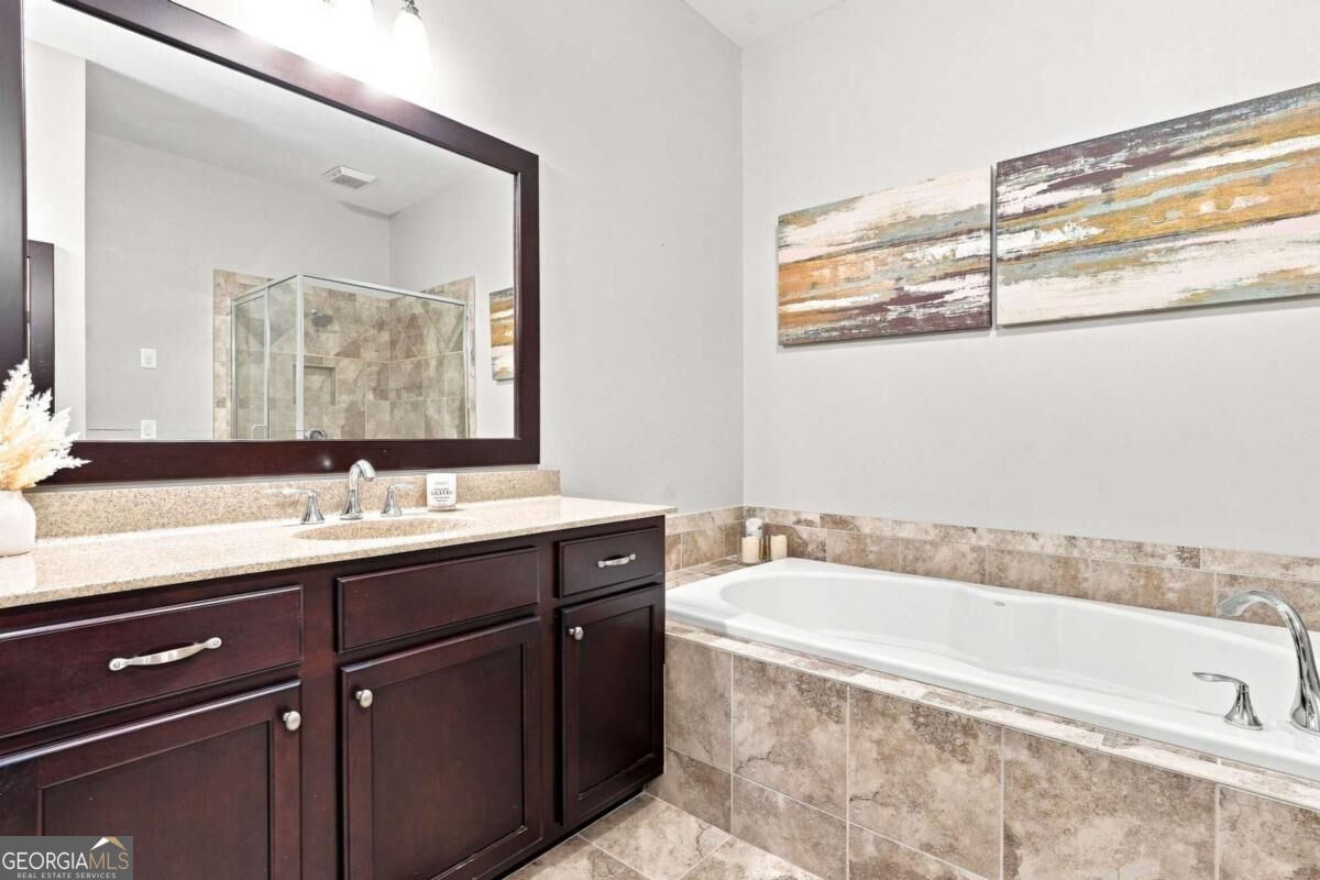 7603 Lowery Oak Drive Property Photo 21