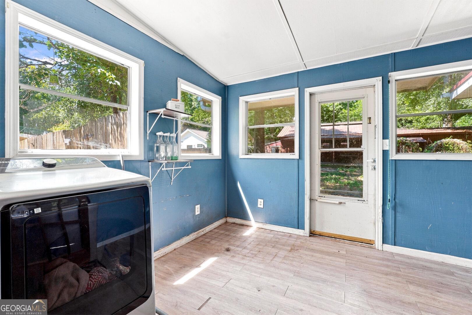 6383 Arthur Drive Property Photo 28