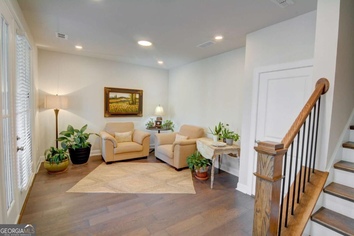4651 Lanarc Drive Property Photo 6