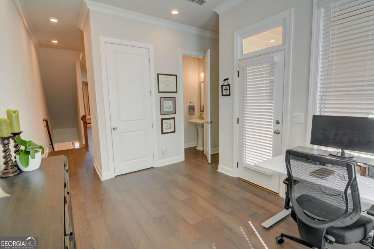 4651 Lanarc Drive Property Photo 12