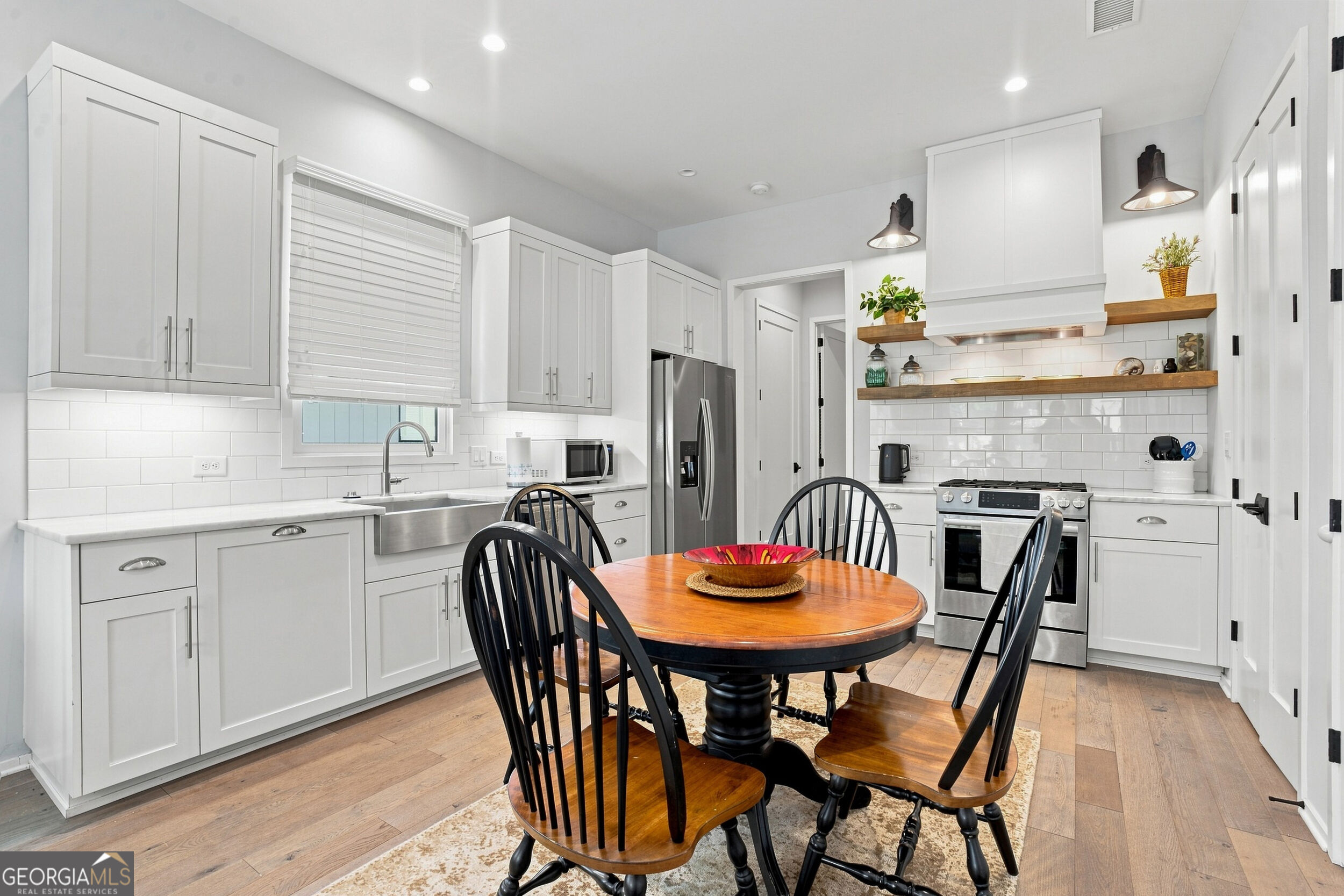 170 Heatherden Avenue Property Photo 8