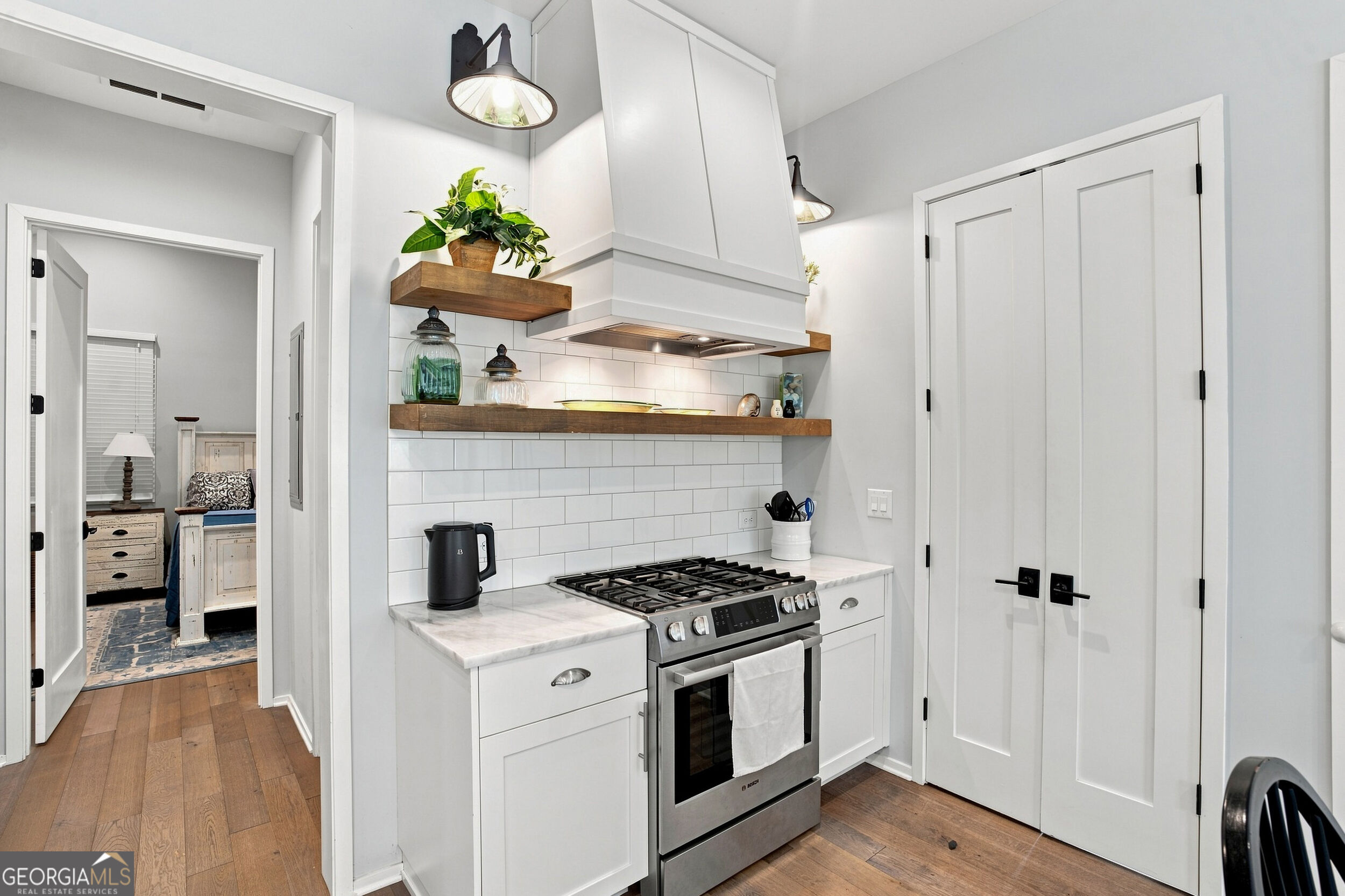170 Heatherden Avenue Property Photo 10