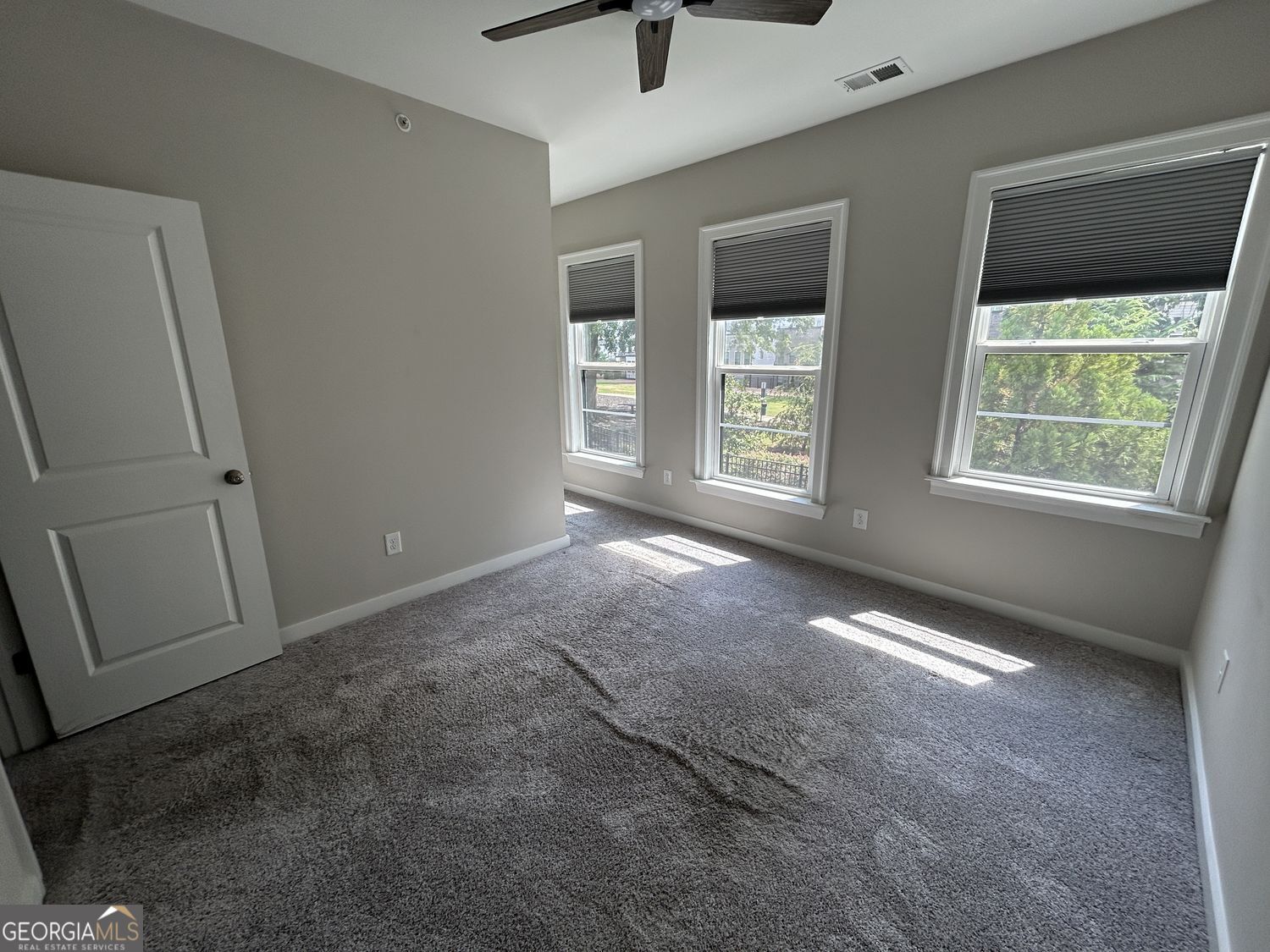 2035 Holtz Lane Nw Property Photo 20