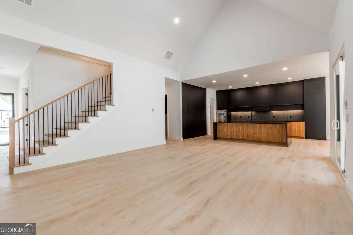 6004 Hemingway Lane Property Photo 20