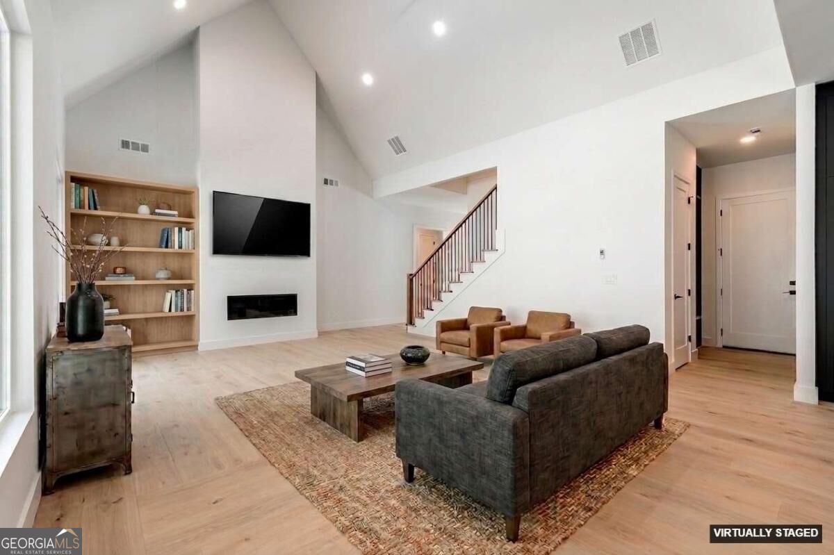 6004 Hemingway Lane Property Photo 21