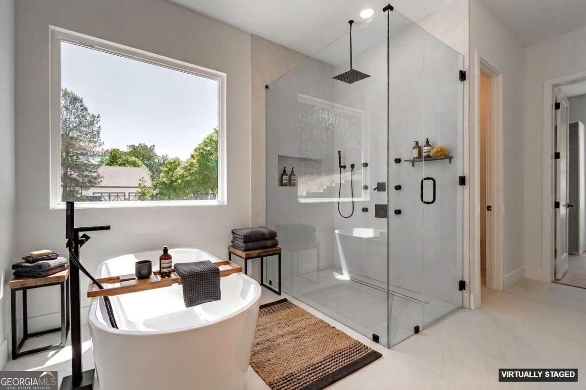 6004 Hemingway Lane Property Photo 36