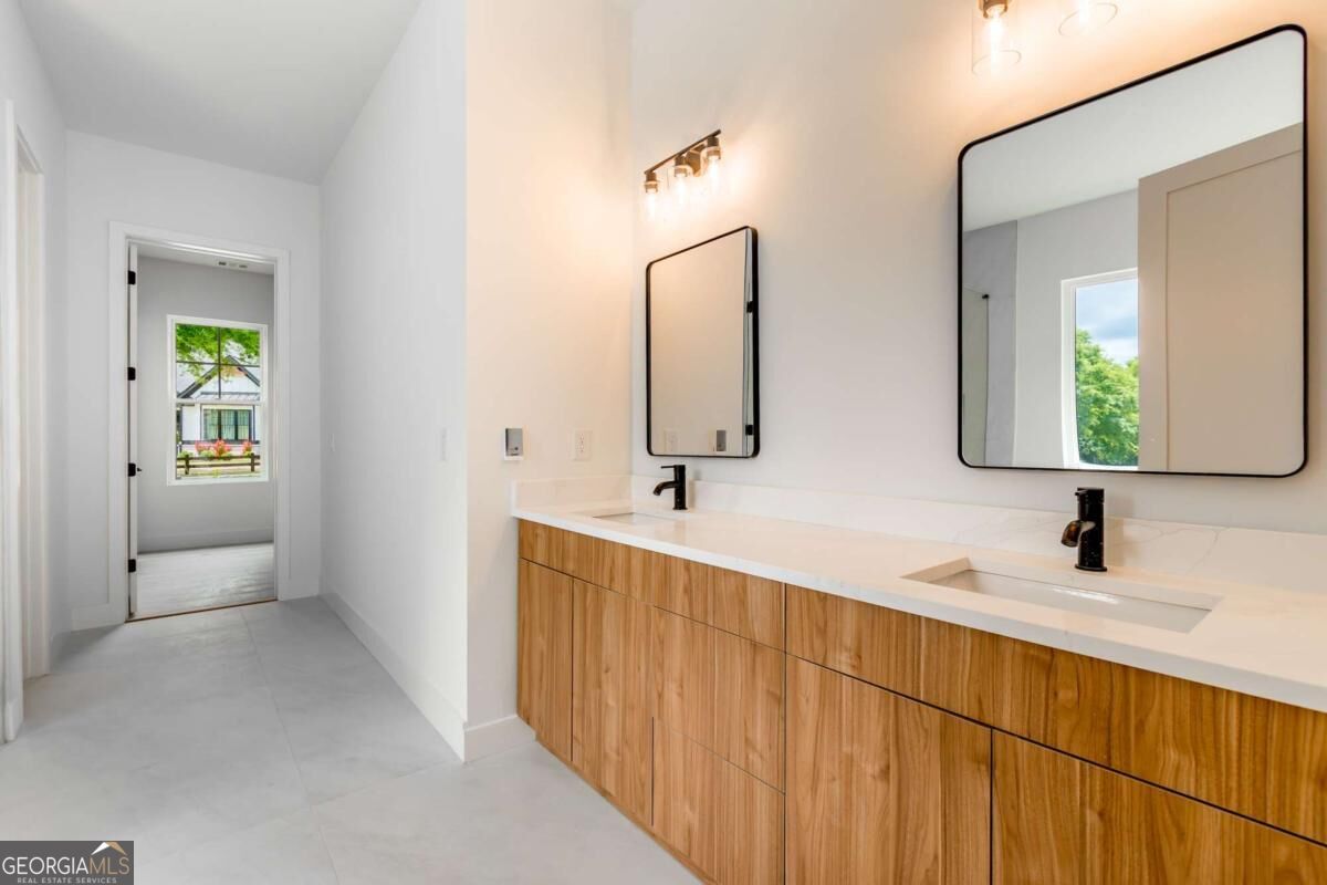 6004 Hemingway Lane Property Photo 39