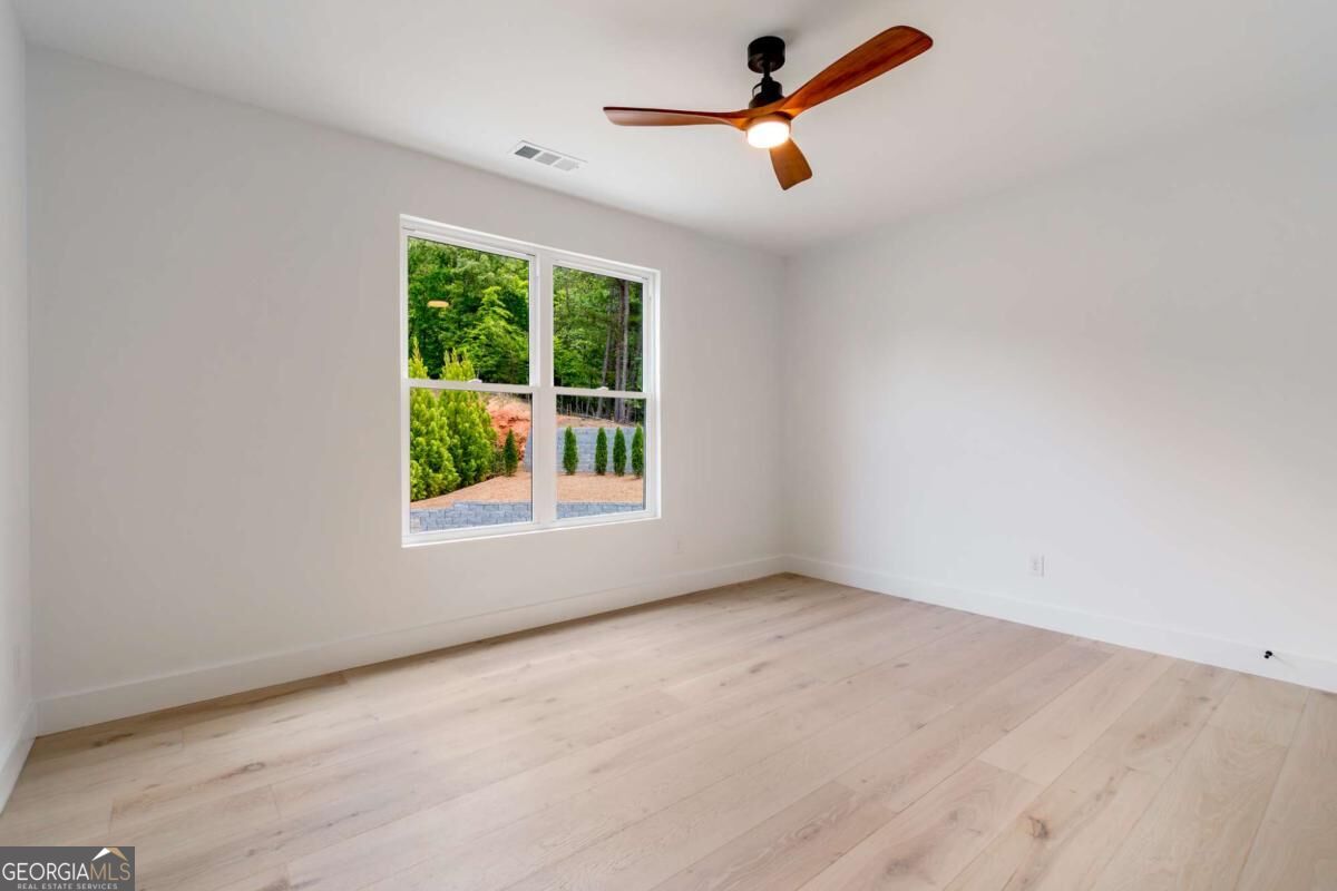 6004 Hemingway Lane Property Photo 54