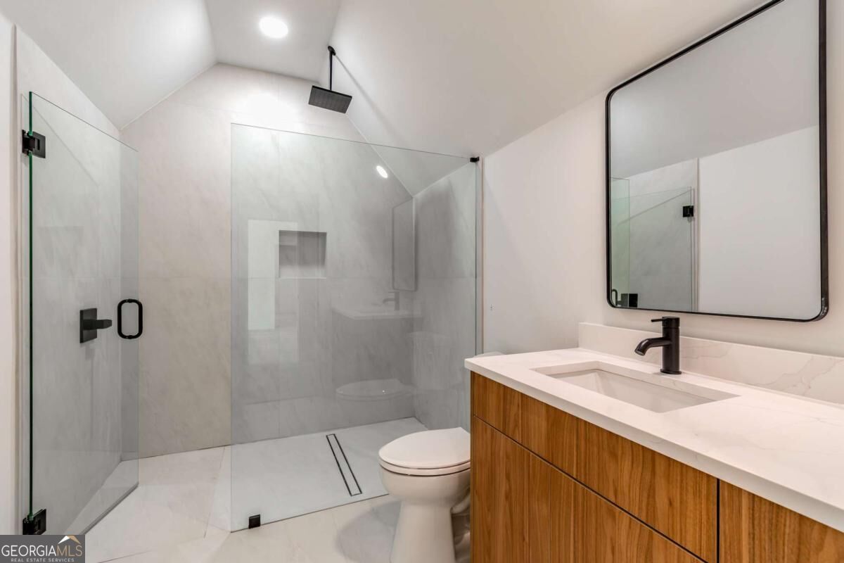 6004 Hemingway Lane Property Photo 57