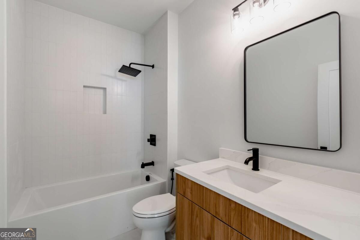 6004 Hemingway Lane Property Photo 67