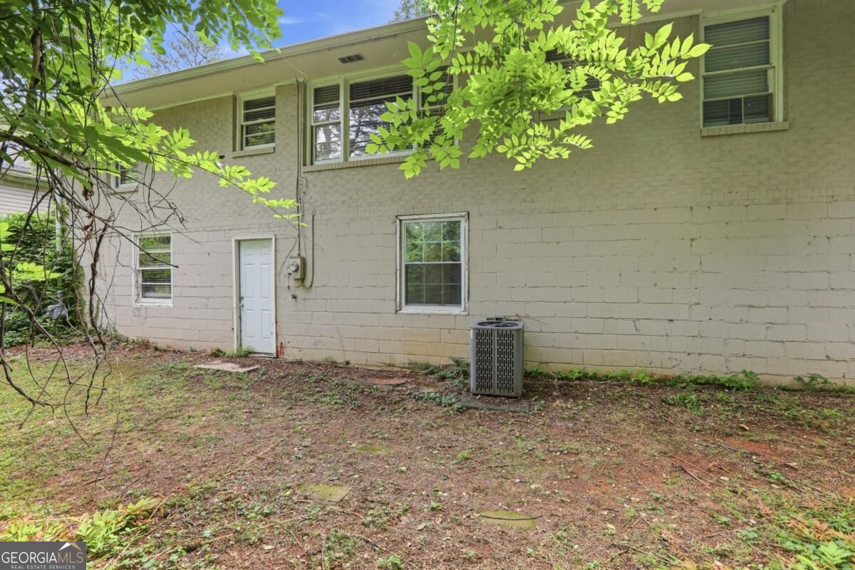 1865 S Columbia Place Property Photo 19