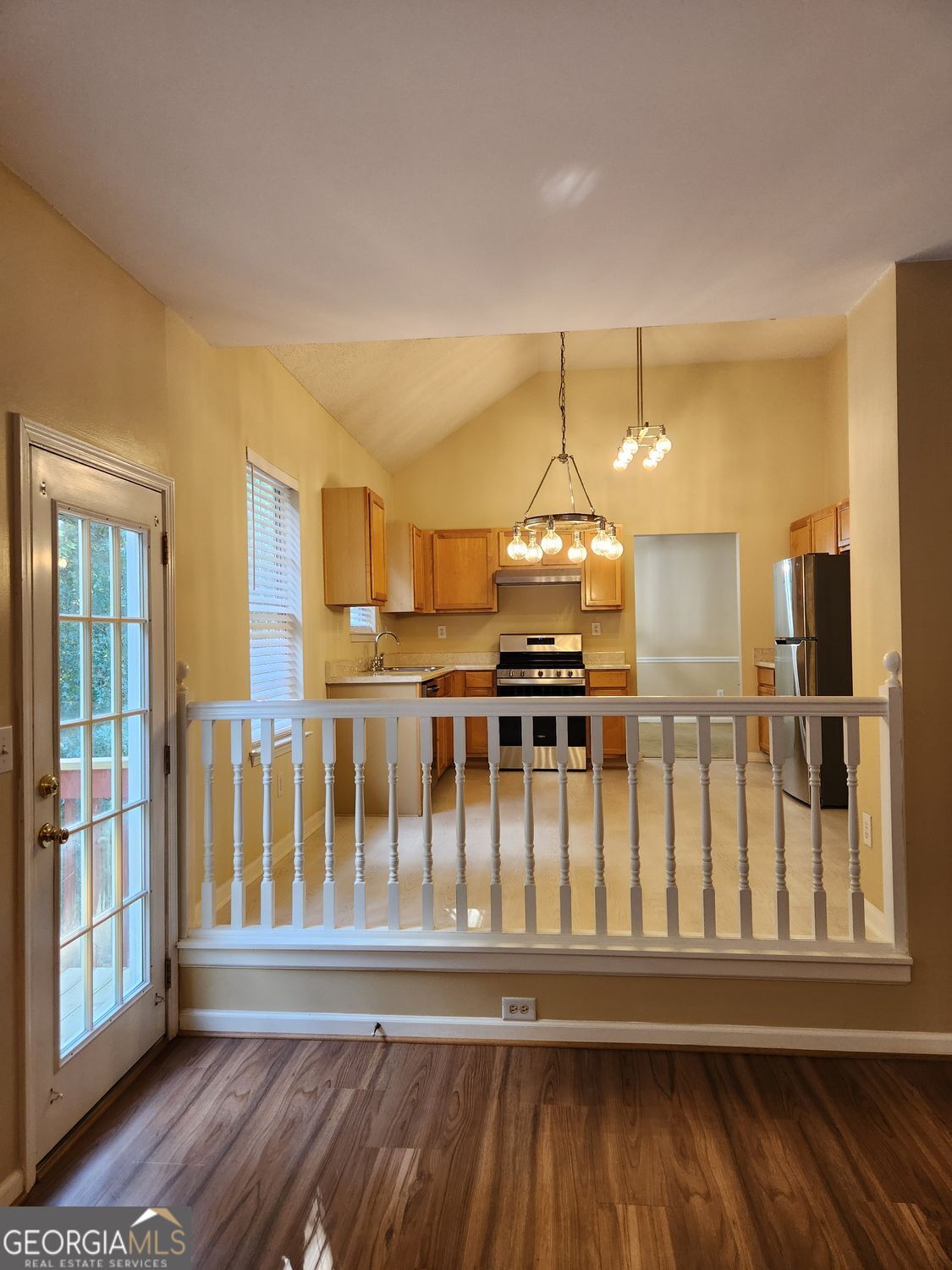 1025 Winding Brook Way Property Photo 8