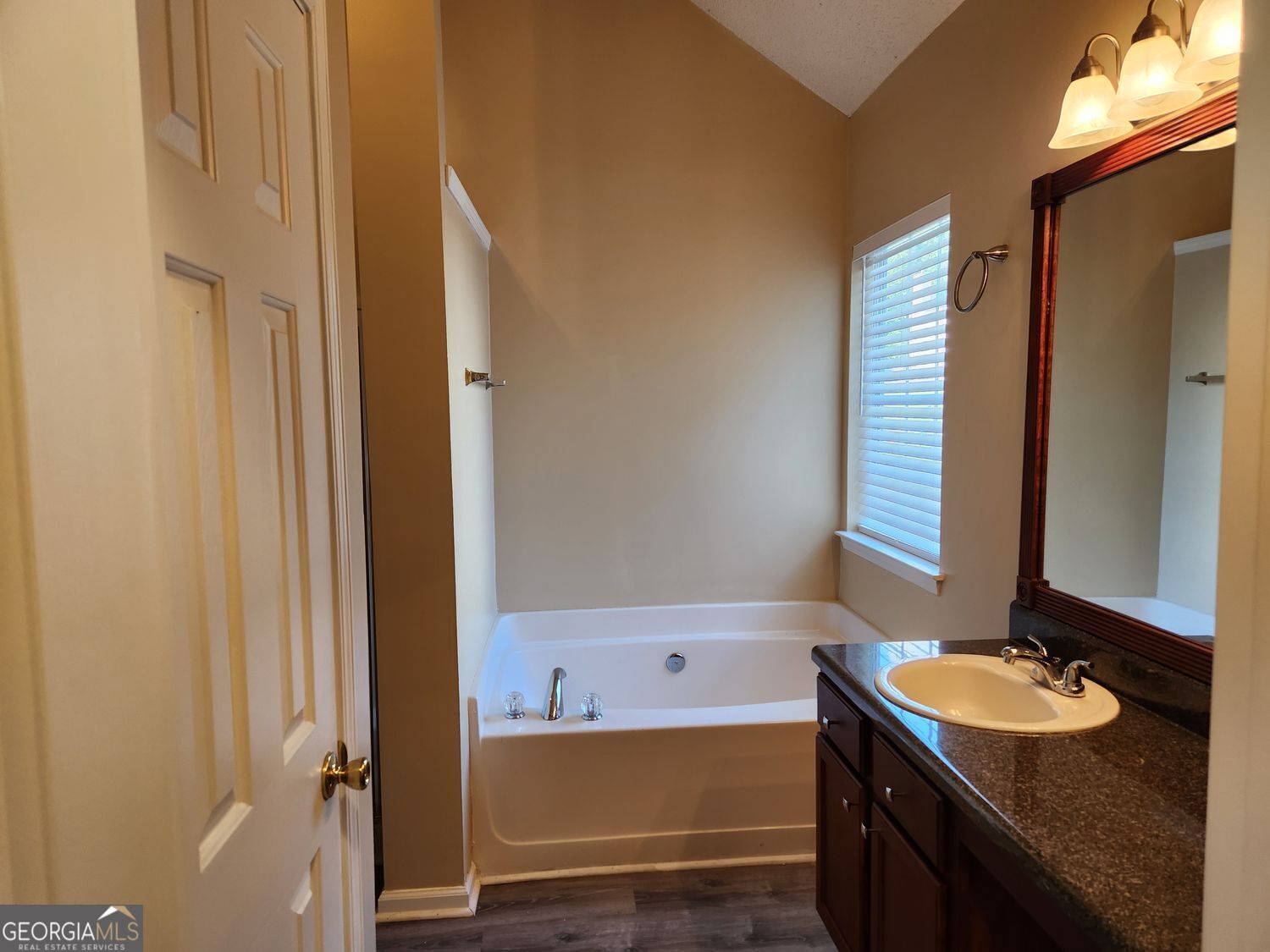 1025 Winding Brook Way Property Photo 20