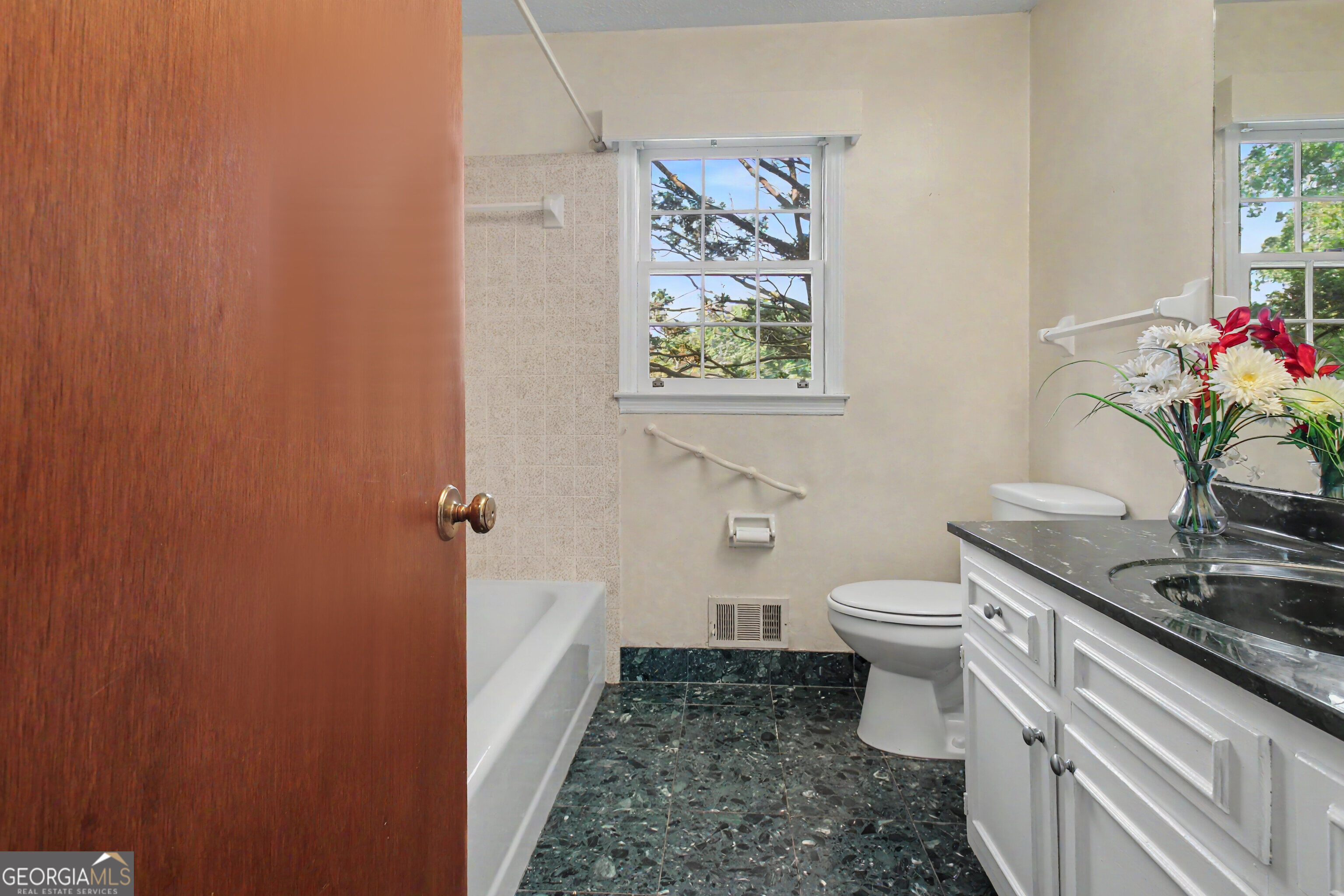 45 North Drive Property Photo 44