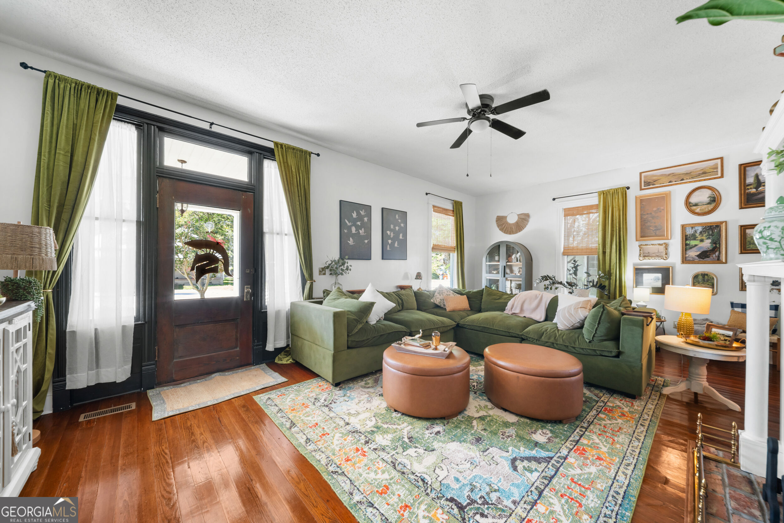 631 Barney Avenue Property Photo 8