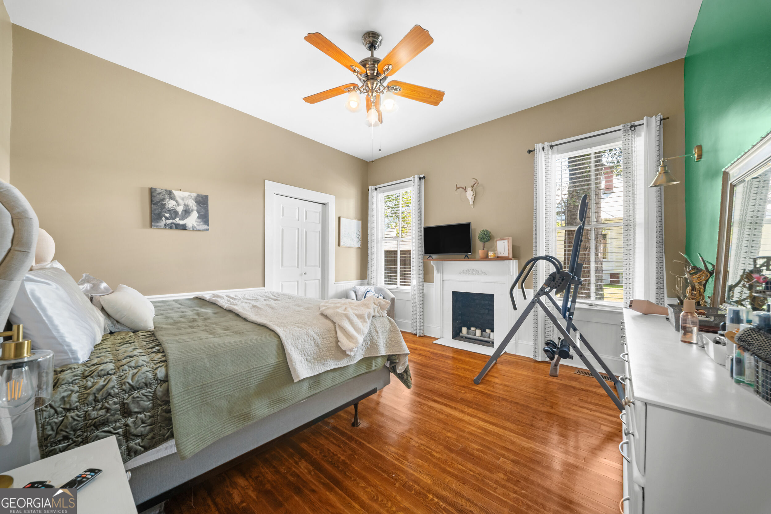 631 Barney Avenue Property Photo 16