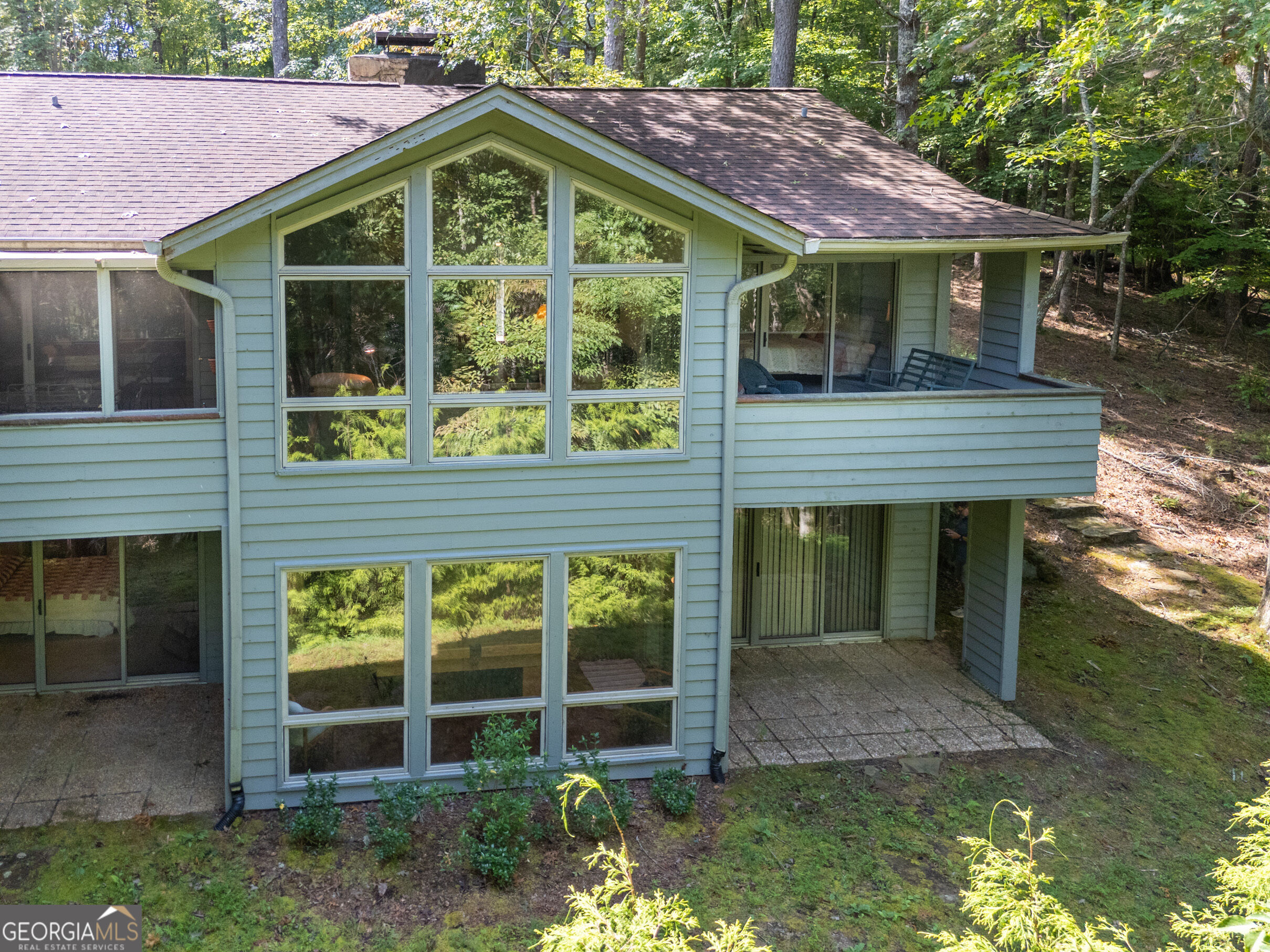 70 Doe Run Property Photo 5