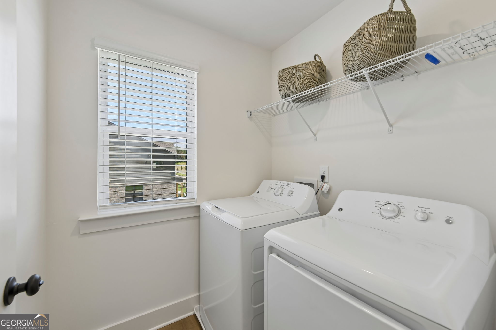 303 Barracks Way # 885 Property Photo 27