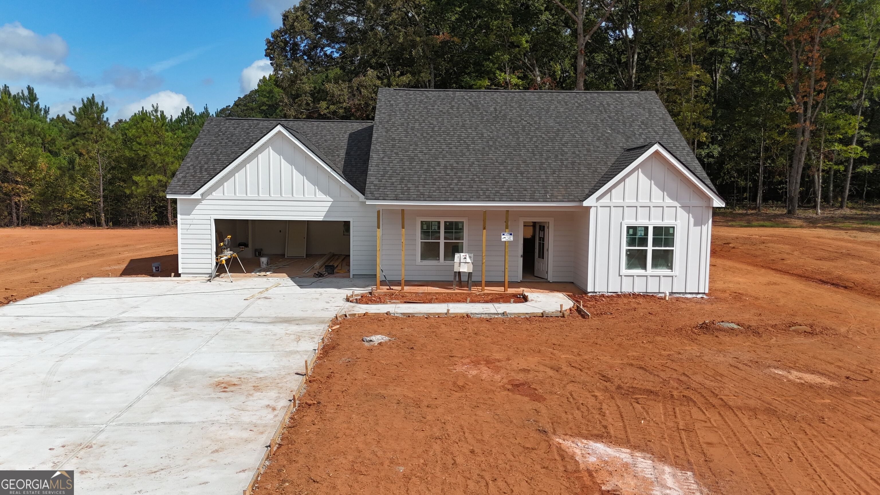 133 Aerodrome Way Property Photo 2