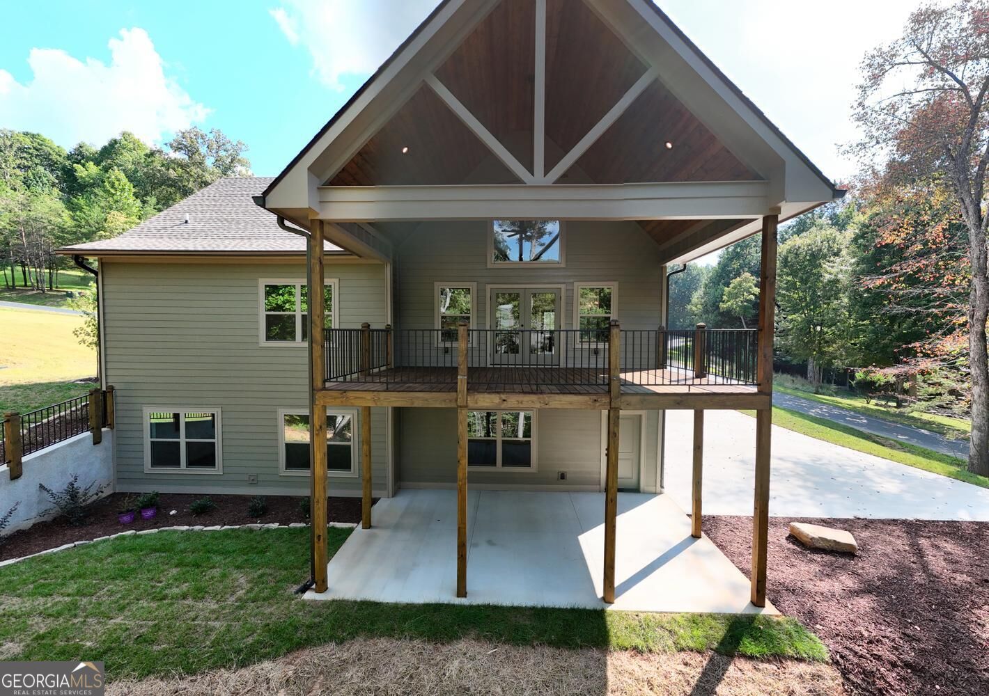 2079 Almont Rd. Property Photo 4