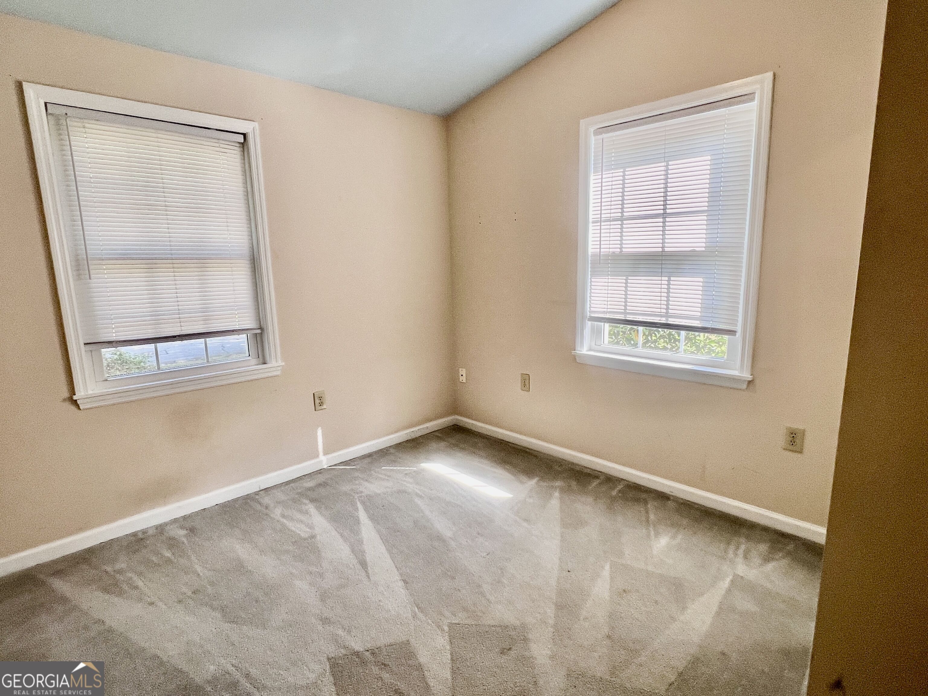 112 Cherry Lane Property Photo 32