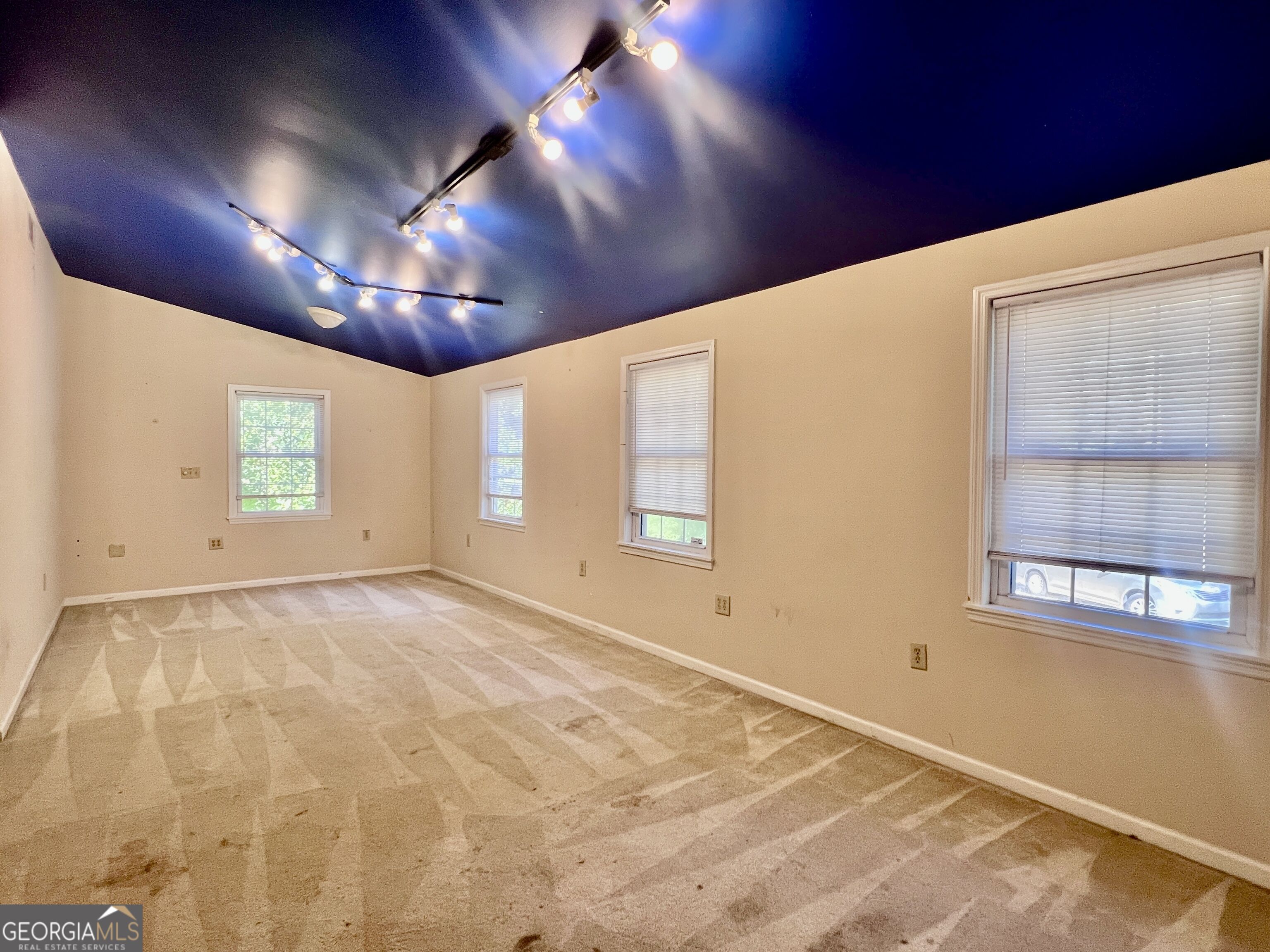 112 Cherry Lane Property Photo 36