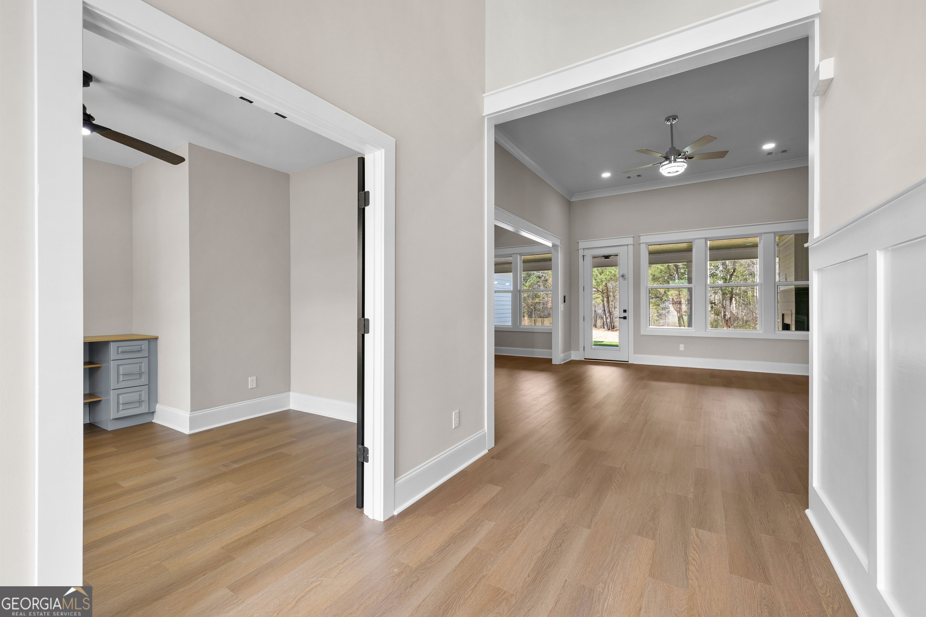 246 S Smith Road Property Photo 10