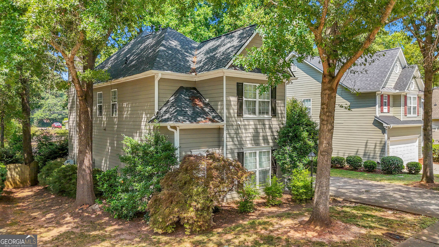 1229 Crescentwood Lane Property Photo 3