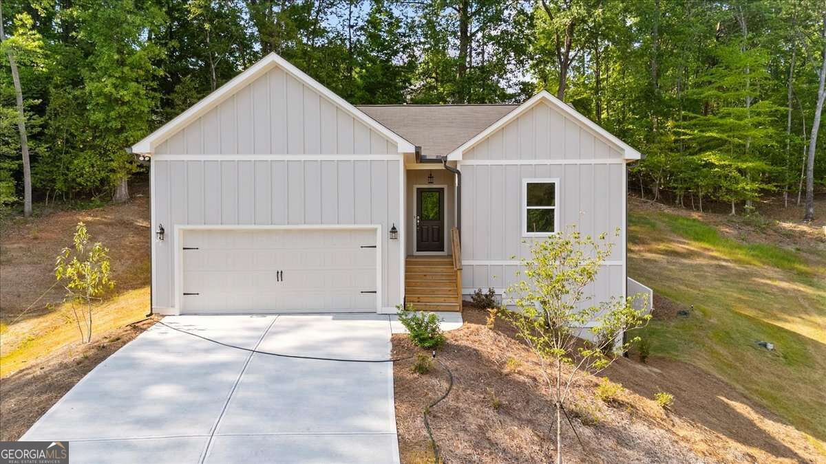6220 Carlys Way Property Photo 1