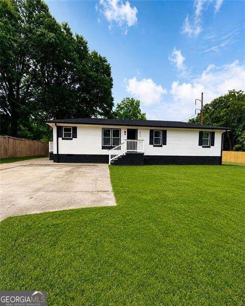 2898 Meadowview Drive Se Property Photo 2
