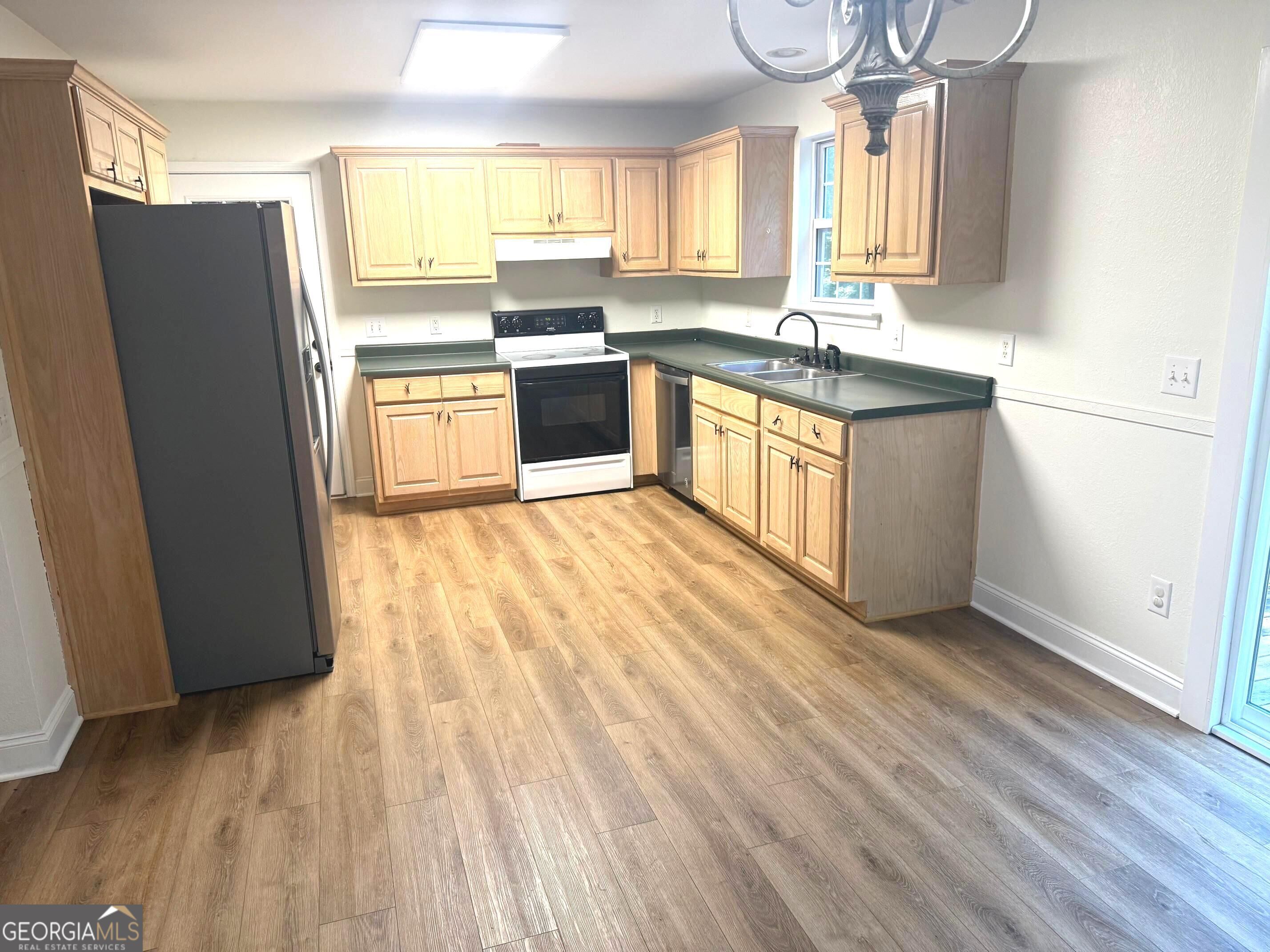 550 Washboard Road Property Photo 6