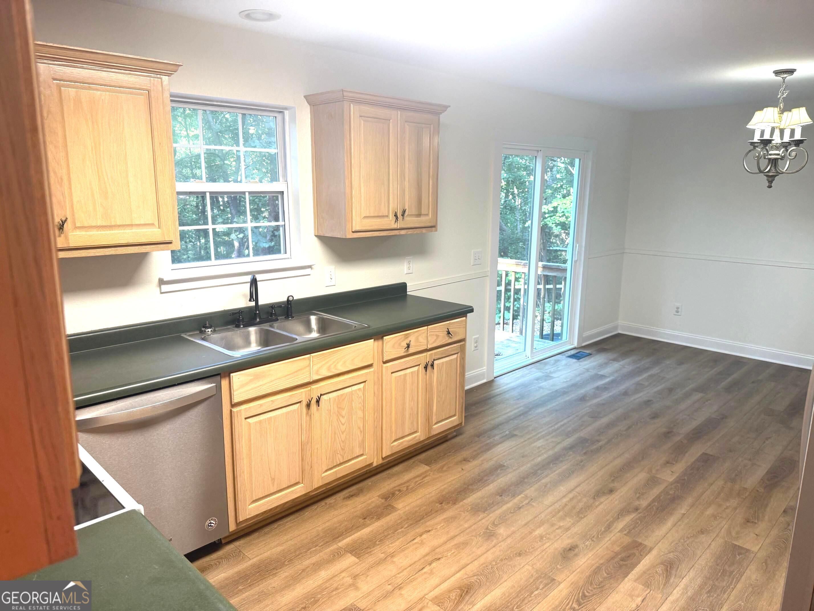 550 Washboard Road Property Photo 8