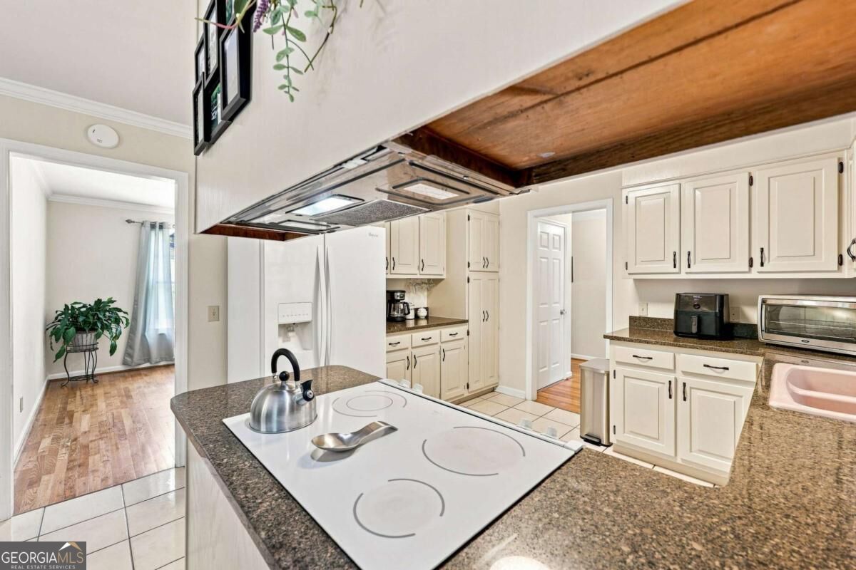 101 Hancock Way Property Photo 17