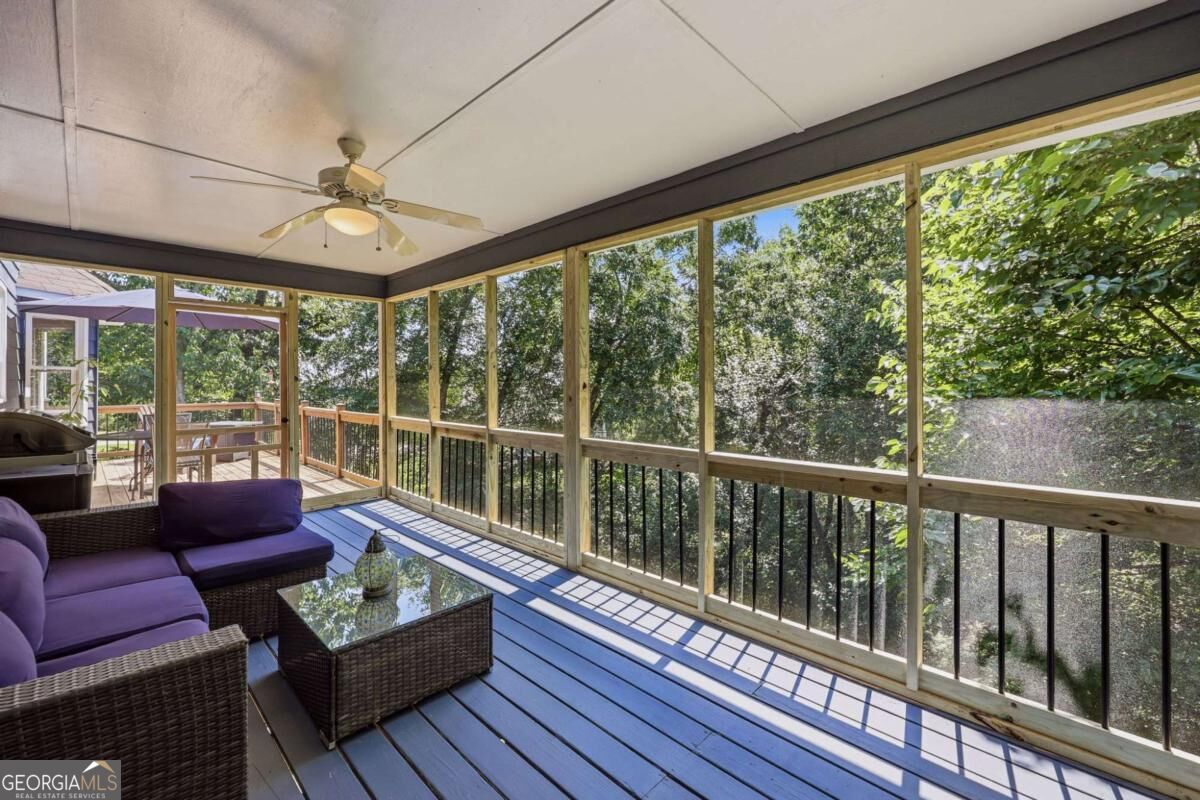 101 Hancock Way Property Photo 23