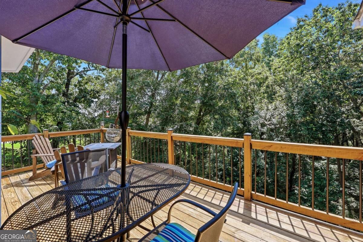101 Hancock Way Property Photo 26