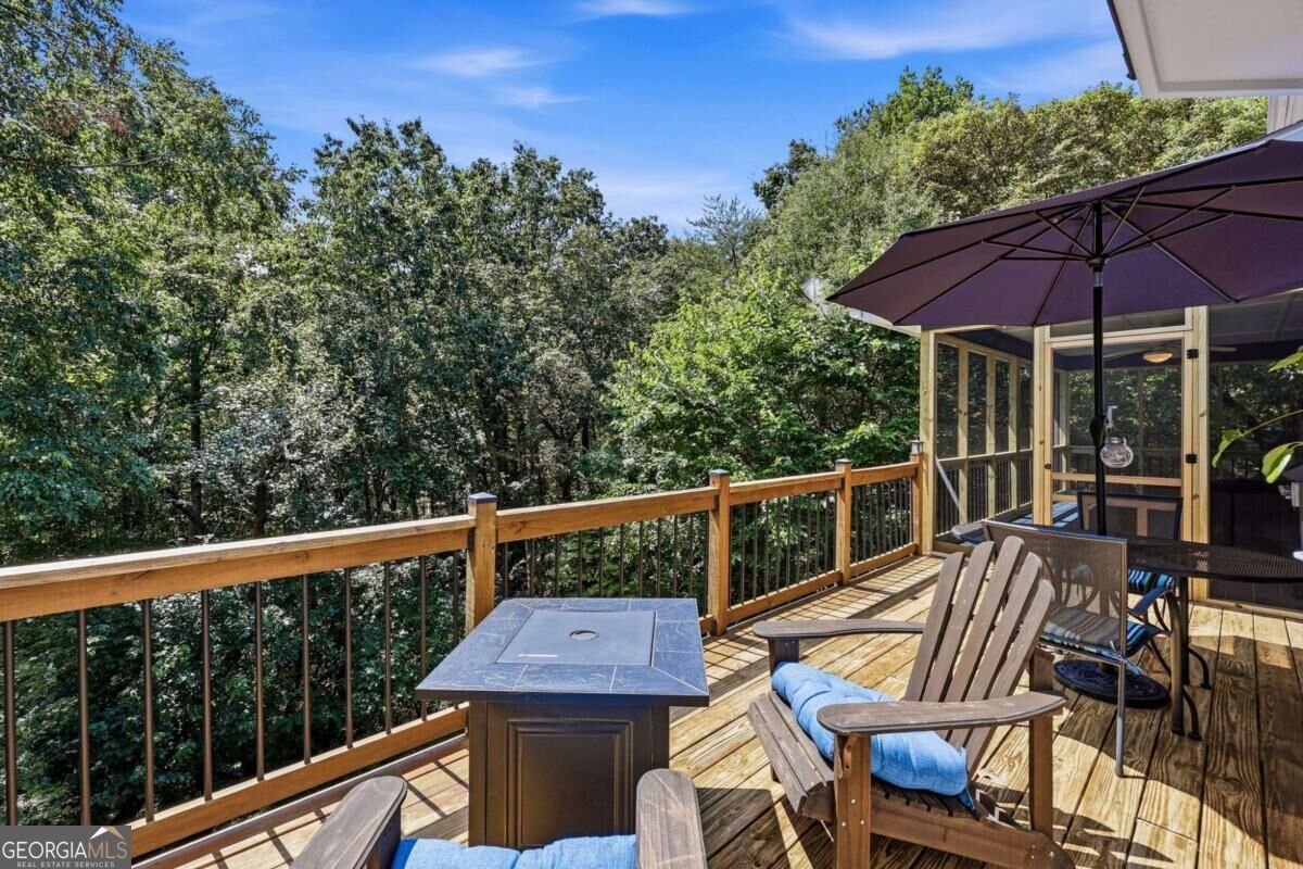 101 Hancock Way Property Photo 28