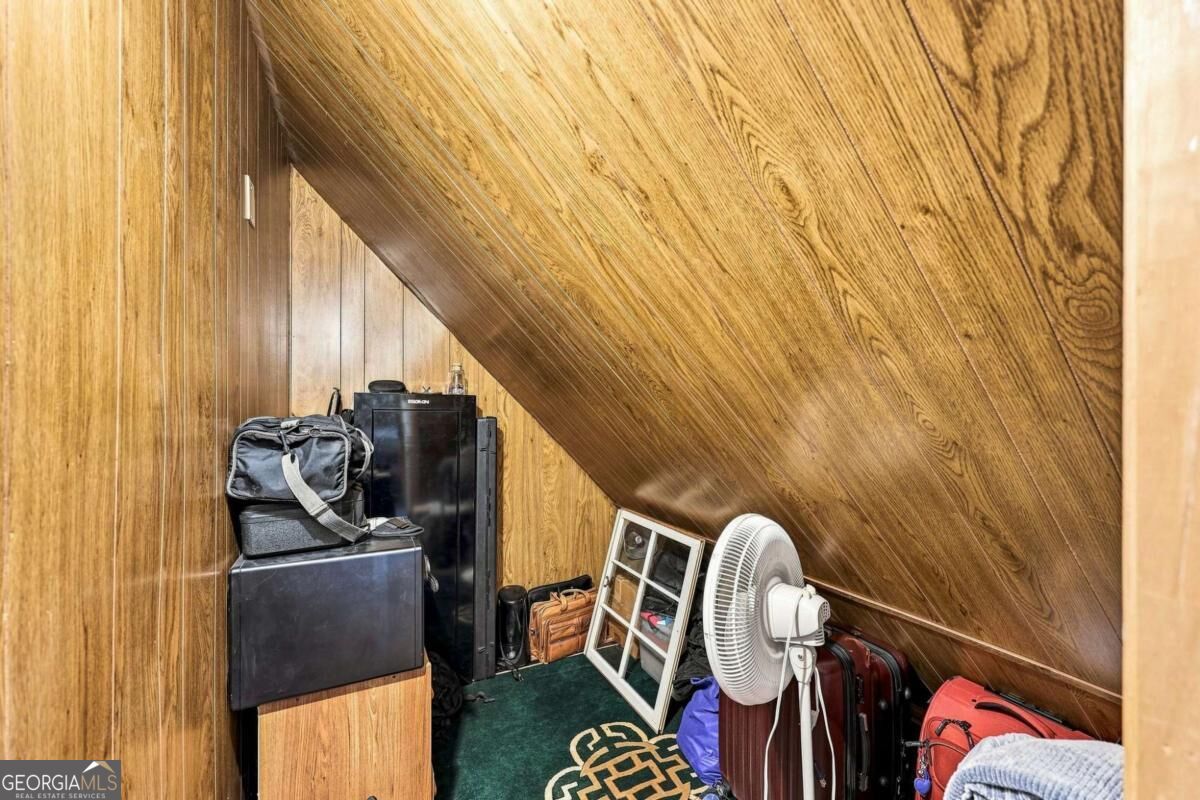 101 Hancock Way Property Photo 33