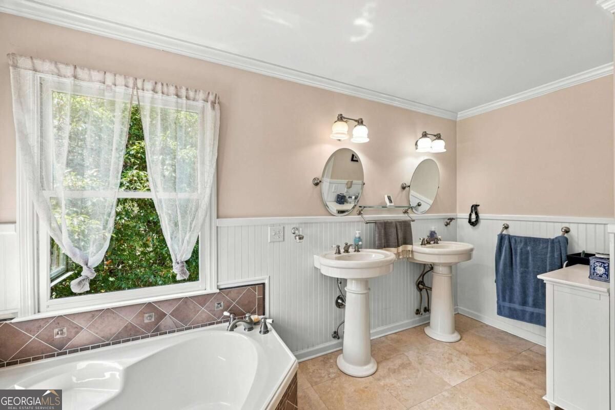 101 Hancock Way Property Photo 35