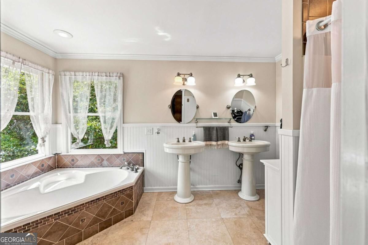 101 Hancock Way Property Photo 36